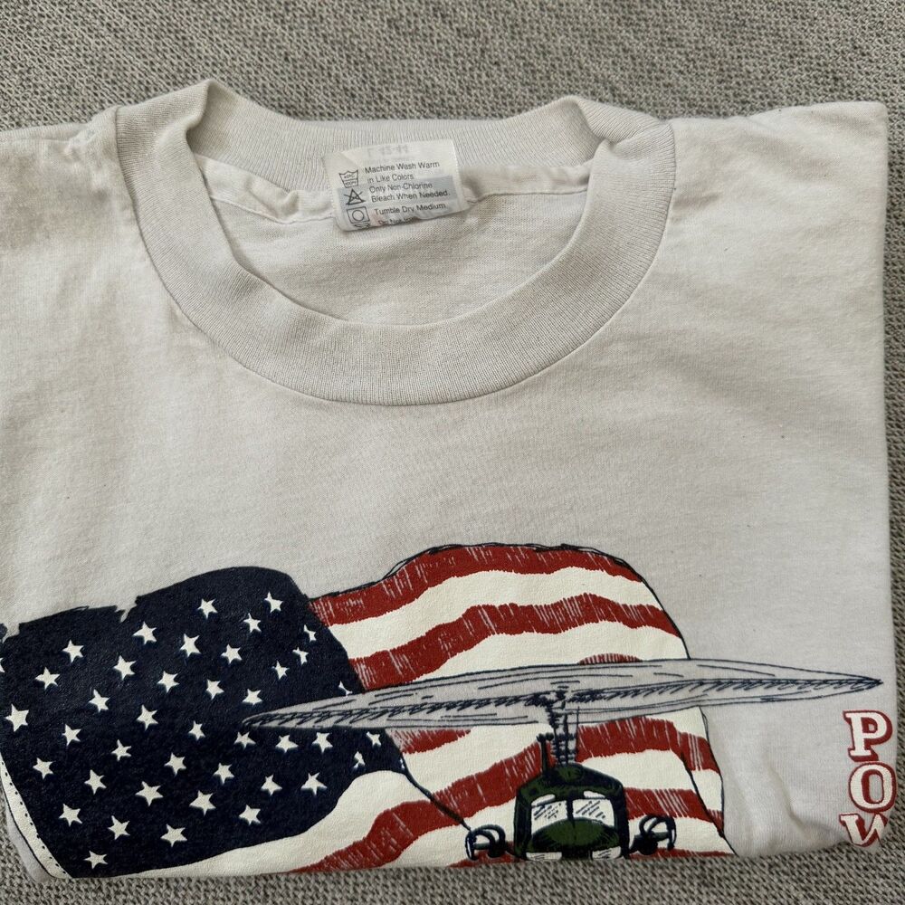Vintage Hanes POW MIA Vietnam Veterans Shirt Mens L 50/50 USA Graphic Tee - Picture 8 of 8